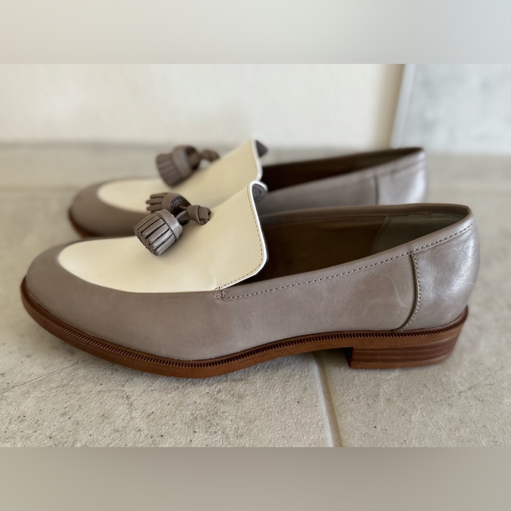 Clark’s Somerset Taylor Cinderella Loafer Tassels Gray/White Leather Womens 7.5M - Picture 9 of 16